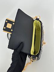 Fendi Baguette Mini Fuchsia Sequin Leather Black Bag 19x11x5cm - 3