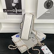 Chanel Bag White Black Lambskin 19.5x12.5x3.5cm - 3