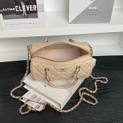 Chanel 25P Clutch With Chain Beige Lambskin 18.5x11.5x11cm - 2