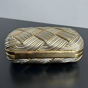 Bottega Veneta  Intreccio Knotted Clutch 19x11.5x5cm - 6