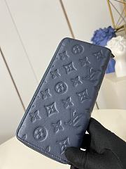 Louis Vuitton LV Zippy Wallet Blue 21x10x2.5cm - 2