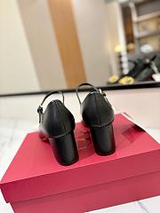 Valentino Garavani Ankle Strap Mary Jane Black Gold Pumps 6cm - 5