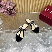 Gucci Women's Thong Sandal With Horsebit Black - 2
