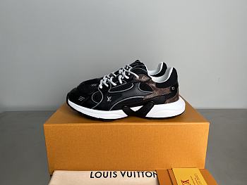 Louis Vuitton LV Black Sneaker 02 