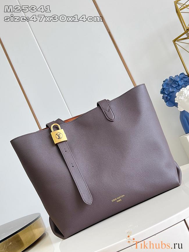 Louis Vuitton LV Low Key Cabas MM Chocolate 47x30x14cm - 1