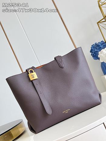 Louis Vuitton LV Low Key Cabas MM Chocolate 47x30x14cm