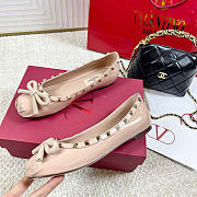 Valentino Garavani Rockstud Patent Beige Ballerina Flat - 3