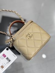 Chanel Mini Top Handle Vanity Case Beige Lambskin 10x9x7cm - 5