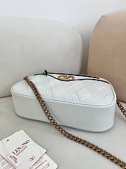 Valentino Garavani Quiltie 67 Medium Shouder Bag White 24x16x6.5cm - 3