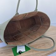 Bottega Veneta Intreciatto Arco Large Tote Bag Green 47x33x13cm - 2