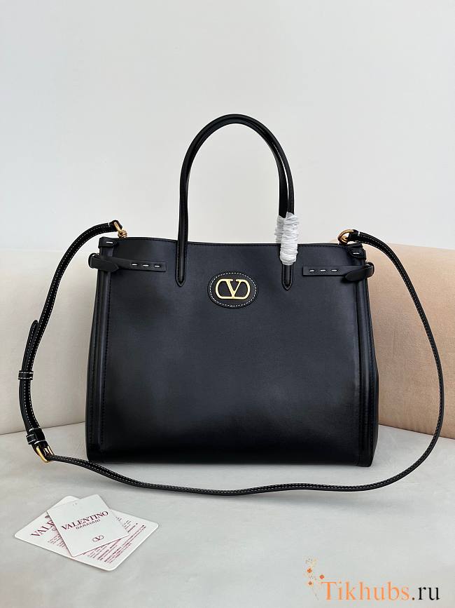 Valentino Garavani Antibes Medium Shopping Bag Black 35x29x18cm - 1