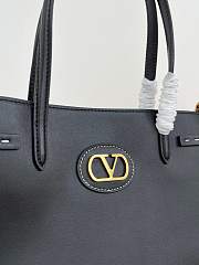 Valentino Garavani Antibes Medium Shopping Bag Black 35x29x18cm - 2