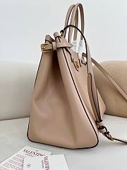 Valentino Garavani Antibes Medium Shopping Bag Nude 35x29x18cm - 2