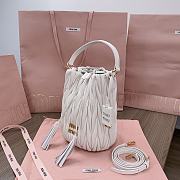 Miu Miu Medium Bucket Bag White 20x18x14cm - 3