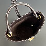 Bottega Veneta Small Liberta Bucket Brown 22x18x15cm - 3