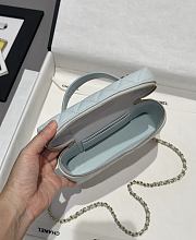 Chanel Top Handle Vanity Case Blue Caviar 17x19.5x5.5cm - 5
