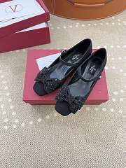Valentino Garavani Bowjane Black - 3