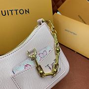 Louis Vuitton LV x TM Marellini Cheeky Pink 19x13.5x6.5cm - 5