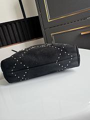 Chanel 22 Mini Handbag Suede Black 20x19x6cm - 2