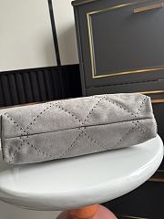 Chanel 22 Medium Handbag Suede Grey 35x37x7xcm - 3