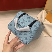Louis Vuitton LV Dopp Kit Blue 28x15x16.5cm - 2