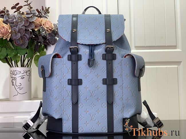 Louis Vuitton LV Christopher MM Backpack Blue 38x44x12.5cm - 1