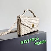Bottega Veneta Knot Lock Beige Bag 25x16x5.5cm - 4