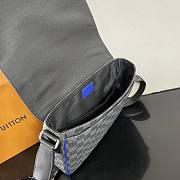 Louis Vuitton LV Sac Messenger District 26x20x7cm - 2