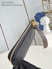 Louis Vuitton LV Low Key Zipped Card Holder 13x8.5x1cm - 3
