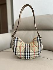 Burberry Horseshoe Check Crossbody Bag 23.5x18x7cm - 3