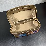 Louis Vuitton LV Toiletry Bag 2 Compartments 24x13x13cm - 3
