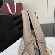 Gucci Softbit Medium Top Handle Bag Taupe 27.5x21x16cm - 2