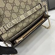 Gucci GG Emblem Wallet On Chain 20x13x4cm - 5