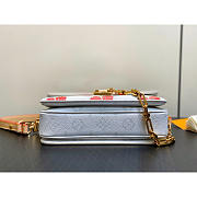 Louis Vuitton LV x TM Pochette Métis East West Cherry 21.5x13.5x6cm - 4