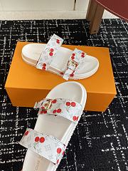 Louis Vuitton LV x TM Bom Dia Flat Comfort Mule White - 2
