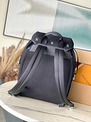 Louis Vuitton LV Montsouris Backpack Gradient Blue 32x40x19cm - 4