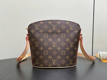Louis Vuitton LV Monogram Druo Shoulder Bag 22x20x10cm
