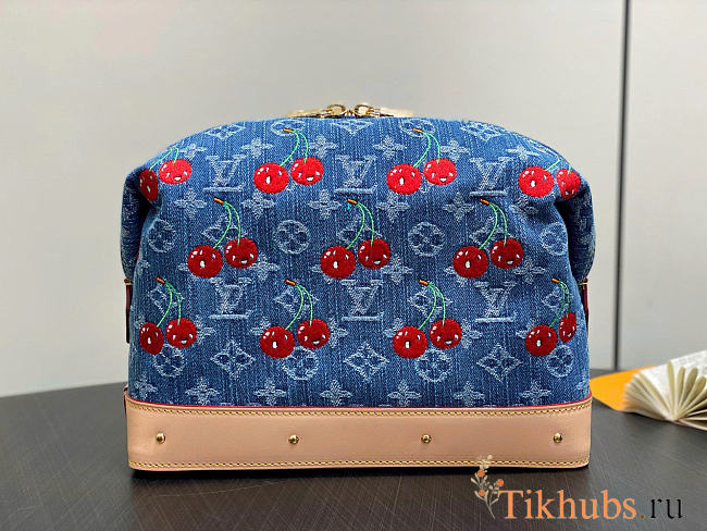 Louis Vuitton LV x TM Cosmetic Pouch GM 27x18x9cm - 1