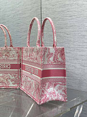 Dior Medium Book Tote White Yarrow Pink 36.5x27.5x16.5cm - 5