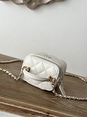 Chanel Mini Top Handle Vanity White Gold Lambskin 11x8.5x7cm - 3