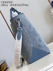 Louis Vuitton LV Monogram Wash Denim Weekend Tote 43x34x17.5cm - 4