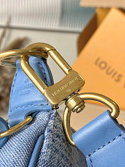 Louis Vuitton LV Pochette Accessories XL Denim 28x16.5x9cm - 4