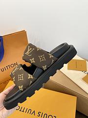 Louis Vuitton LV Mule Pool Pillow Flat Comfort  - 2