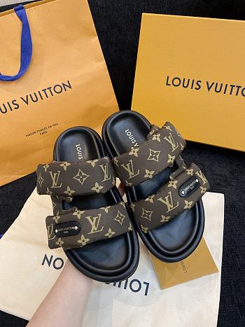 Louis Vuitton LV Mule Pool Pillow Flat Comfort 