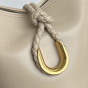 Bottega Veneta Small Liberta Bucket Beige 22x18x15cm - 4