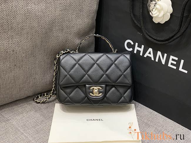 Chanel Top Handle Black Bag Lambskin 14x19x8.5cm - 1