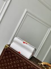 Louis Vuitton LV x TM Twist PM White Cherry 19x7x15cm - 4