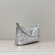 Chanel Hobo Bag Silver Lambskin 26x8.5x17cm - 2