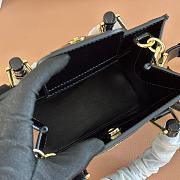 Gucci Diana Small Black Tote Bag 20x16x10cm - 4