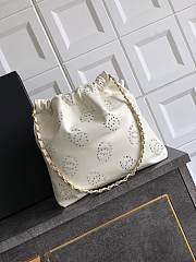 Chanel 22 Handbag Calfskin Gold White 35x37x7cm - 4